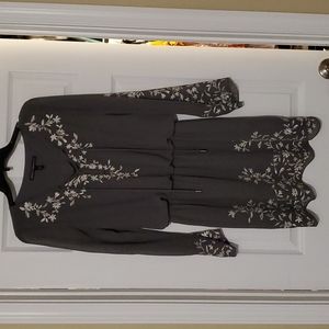 WHBM size 4 dress Grey with cream flowers
